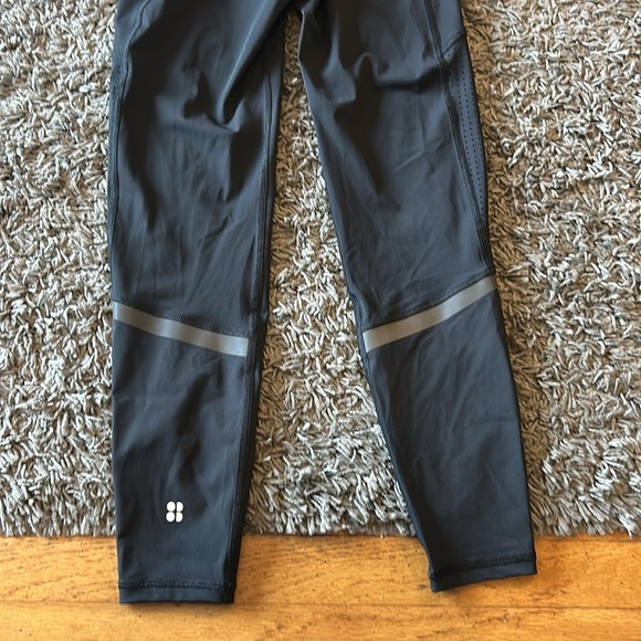 NWT Sweaty Betty Zero Gravity 7/8 Length XXS in Black - Picture 9 of 10